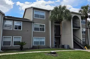 4704 Walden Cir, Orlando, FL 32811 - Photo 1