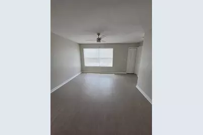 4704 Walden Circle #32, Orlando, FL 32811 - Photo 5