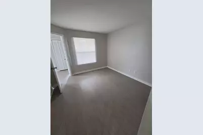 4704 Walden Circle #32, Orlando, FL 32811 - Photo 9