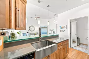 400 4th Ave S, Saint Petersburg, FL 33701 - Photo 15