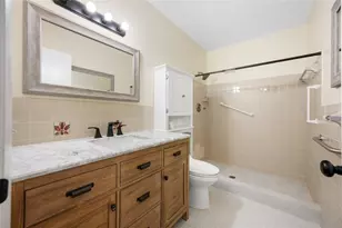 2258 World Pkwy Blvd W, Clearwater, FL 33763 - Photo 31