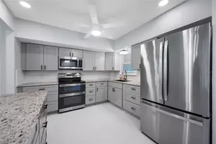 2258 World Pkwy Blvd W, Clearwater, FL 33763 - Photo 5