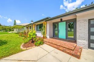 2121 W Farwell Dr, Tampa, FL 33603 - Photo 5