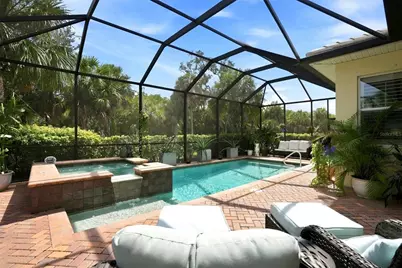 5057 Lake Overlook Avenue, Bradenton, FL 34208 - Photo 5