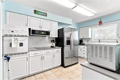 702 Thunderbird Avenue, Sun City Center, FL 33573 - Photo 27
