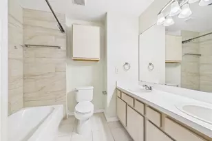 8513 Lucuya Way, Temple Terrace, FL 33637 - Photo 13