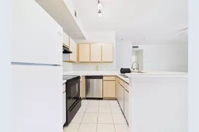 8513 Lucuya Way #308, Temple Terrace, FL 33637 - Photo 21