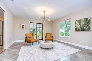 10113 Lindelaan Dr, Tampa, FL 33618 - Photo 13