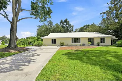 10113 Lindelaan Drive, Tampa, FL 33618 - Photo 1