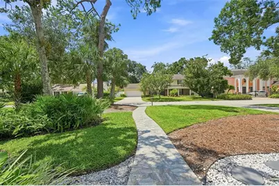 10113 Lindelaan Drive, Tampa, FL 33618 - Photo 63