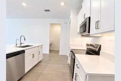10060 Banyan Breeze Boulevard, Land O Lakes, FL 34638 - Photo 13