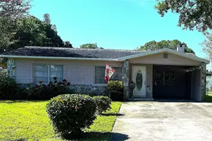 1400 57th Ave N, Saint Petersburg, FL 33703 - Photo 1