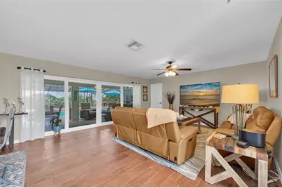 207 Amesbury Circle, Sun City Center, FL 33573 - Photo 5