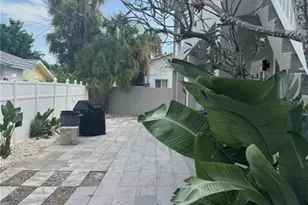 7209 Coquina Way, Saint Pete Beach, FL 33706 - Photo 19