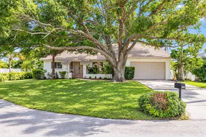 630 Pinta Drive, Tierra Verde, FL 33715 - Photo 3
