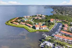 1805 Mariner Dr, Tarpon Springs, FL 34689 - Photo 45