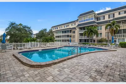 131 Bluff View Drive #106, Belleair Bluffs, FL 33770 - Photo 25