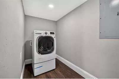 1020 49th Street S, Saint Petersburg, FL 33707 - Photo 15
