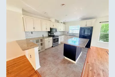 4900 5th Street S, Saint Petersburg, FL 33705 - Photo 5