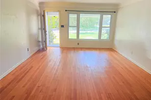 4900 5th St S, Saint Petersburg, FL 33705 - Photo 3