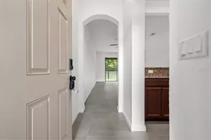5179 Bay Isle Cir, Clearwater, FL 33760 - Photo 3