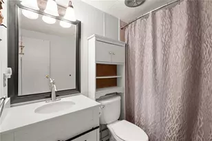 36346 Le Sabre Way, Zephyrhills, FL 33541 - Photo 17