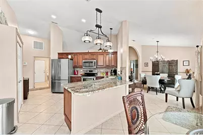 308 Caloosa Palms Court, Sun City Center, FL 33573 - Photo 9