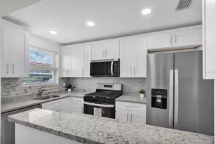 3018 59th St S, Gulfport, FL 33707 - Photo 3