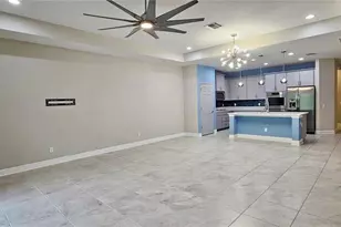 19379 Hawk Vly Dr, Tampa, FL 33647 - Photo 11