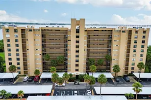 2618 Cove Cay Dr, Clearwater, FL 33760 - Photo 43