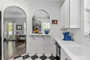 426 Scotland St, Dunedin, FL 34698 - Photo 9