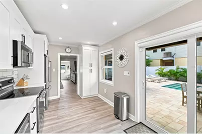2706 Gulf Boulevard, Indian Rocks Beach, FL 33785 - Photo 23