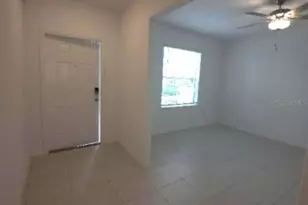 36590 Garden Wall Wy, Zephyrhills, FL 33541 - Photo 5