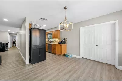 490 E Lake Drive, Largo, FL 33771 - Photo 21