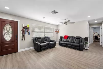 490 E Lake Drive, Largo, FL 33771 - Photo 5
