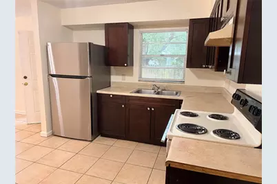 9406 N Hartts Drive #A, Tampa, FL 33617 - Photo 11