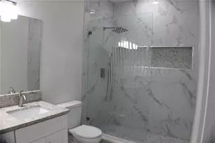 3712 N 36th St, Tampa, FL 33610 - Photo 19
