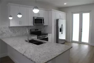 3712 N 36th St, Tampa, FL 33610 - Photo 11