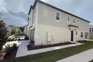 36206 Obsidian Ln, Zephyrhills, FL 33541 - Photo 3