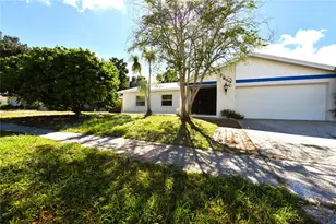 2529 Indigo Dr, Dunedin, FL 34698 - Photo 3