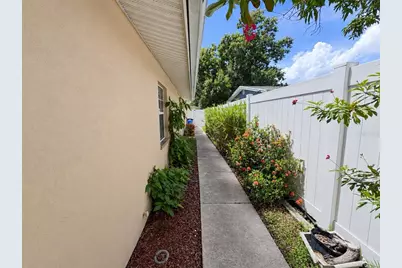 8915 59th Way N, Pinellas Park, FL 33782 - Photo 19