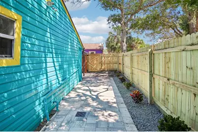 5134 9th Avenue S, Saint Petersburg, FL 33707 - Photo 17