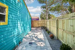 5134 9th Ave S, Saint Petersburg, FL 33707 - Photo 17