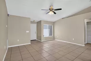 310 Shelby Brooke Dr, Plant City, FL 33563 - Photo 7