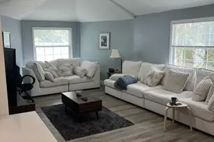 1616 E Marks Dr, Tampa, FL 33604 - Photo 3