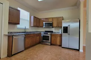 10419 Goldenbrook Way, Tampa, FL 33647 - Photo 3