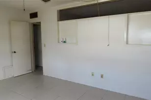 3100 Hartford St N, Saint Petersburg, FL 33713 - Photo 19