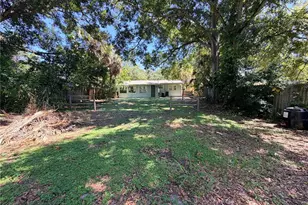 2401 Quincy St S, Saint Petersburg, FL 33711 - Photo 25