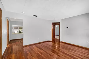 9522 N Ashley St, Tampa, FL 33612 - Photo 7