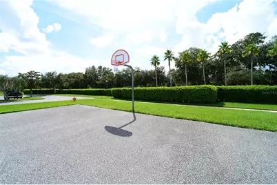 2328 Tanbark Ridge Place, Plant City, FL 33563 - Photo 27
